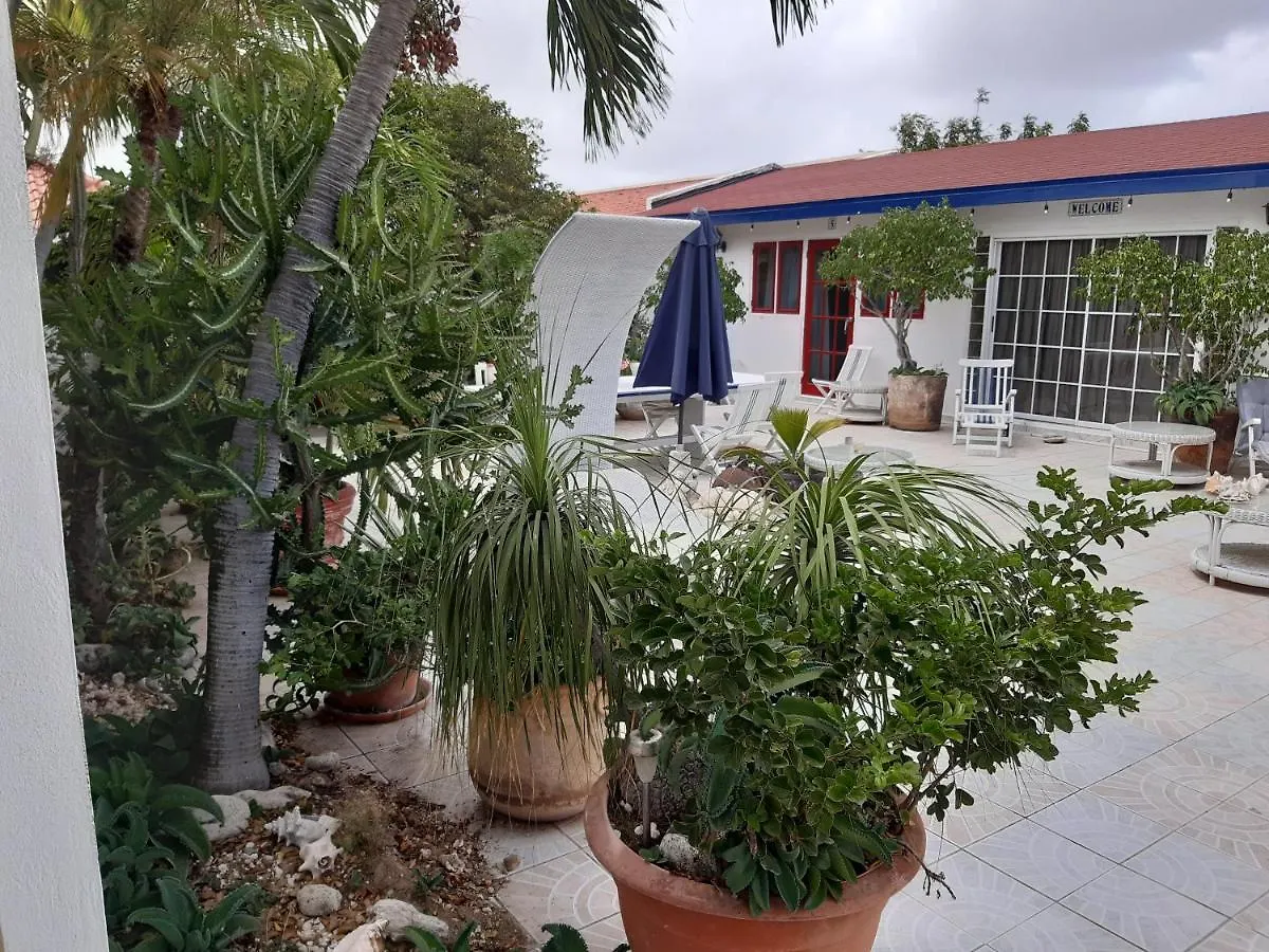 Aruba Harmony Hostel Oranjestad